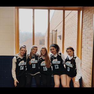 Meet your Posher, Ella